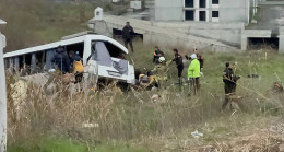 Esenyurtta Servis Minibüsü Kaza Yaptı 3 Kişi Hayatını Kaybetti