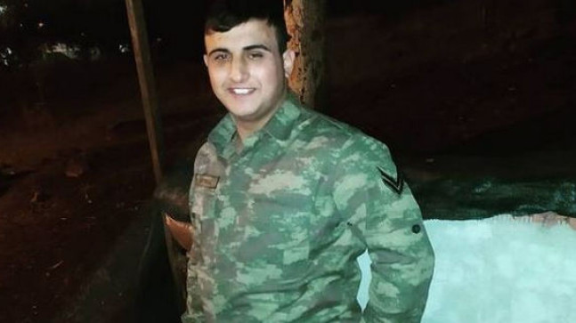 Vatani Görevini Tamamladı Ailesine Kavuştu