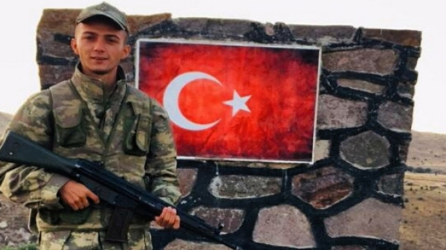 Vatani Görevini Tamamladı Ailesine Kavuştu