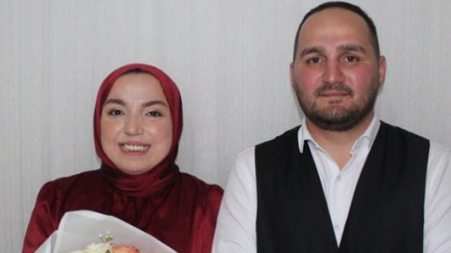 Zeynep Sivri & Yusuf Can Aydoğdu Çiftinin Nişanına Davetlisiniz