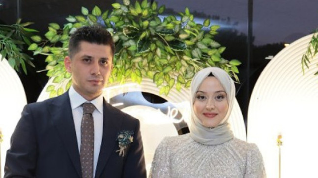 Sümeyye Usta & Ömer Akkaya Çiftinin Düğünün Davetlisiniz