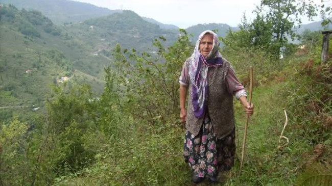 NEZİRE KİVİK VEFAT ETTİ