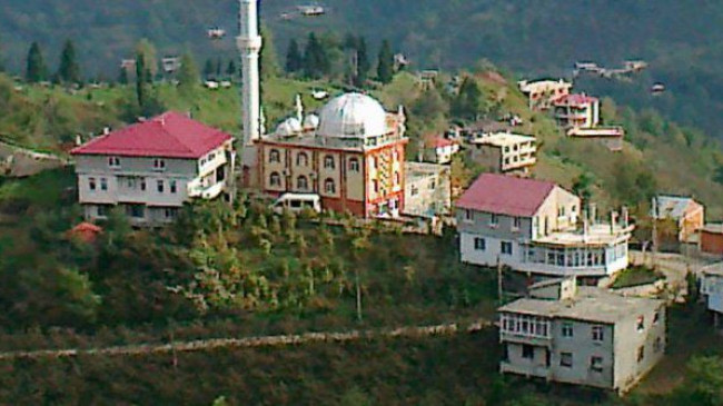 Esenli Köyü Hopa Mahalle Camiine Neden İmam Atanmadığını Öğrendik
