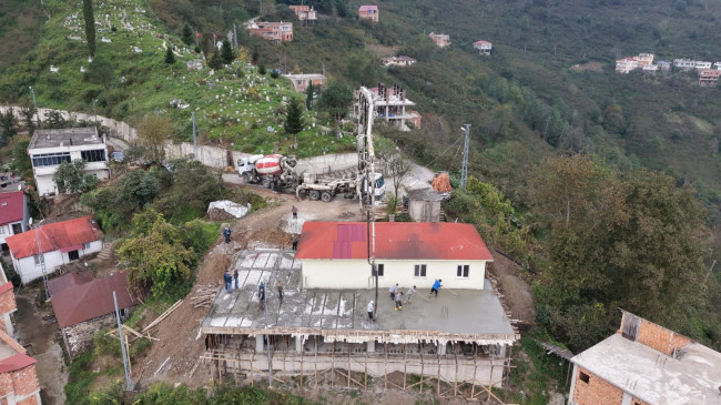 Esenli Köyü Köy Konağında Betonlama Yapıldı (Fotoğraf & Video)
