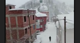 Esenli Köyünde Yoğun Kar Yağışı
