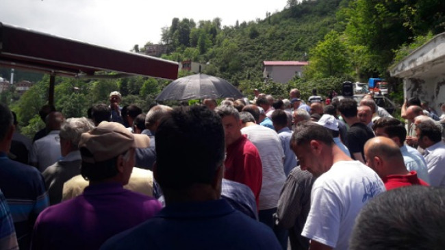 Ayşe Karakoç Dualarla Ebediyete Uğurlandı