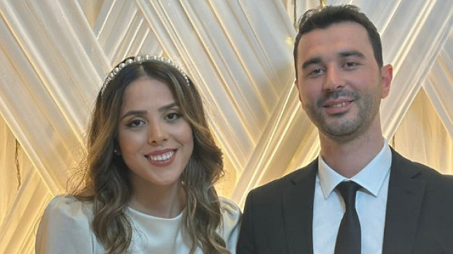 Sibel Hıdır & Emirhan Gelmez Çifti Nişanlandı